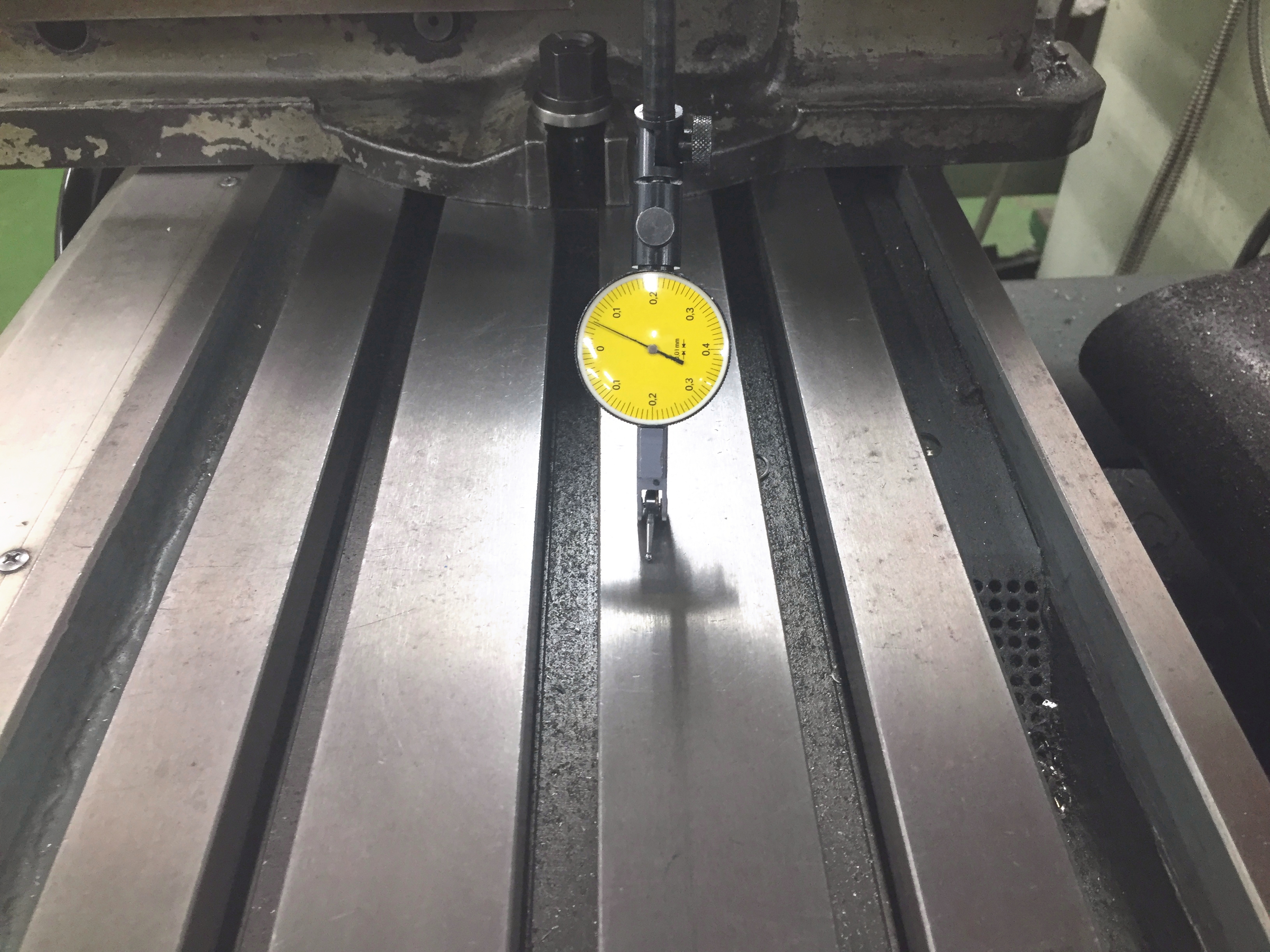 ピックテスタを使ってフライス盤の平面検査02