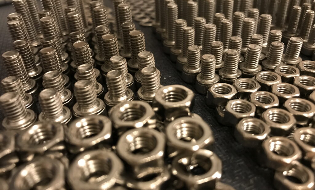 ワッシャー、ネジ、ボルトの検品作業05